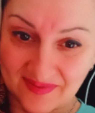 Veronika, 51