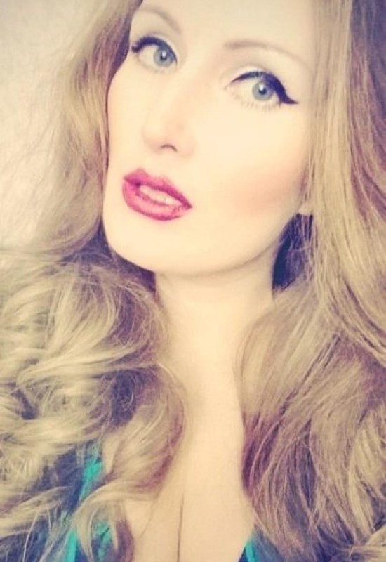 Milana • 41 • Russia