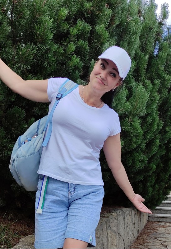 Albina • 52 • Russia