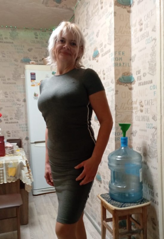 Natalia • 49 • Russie