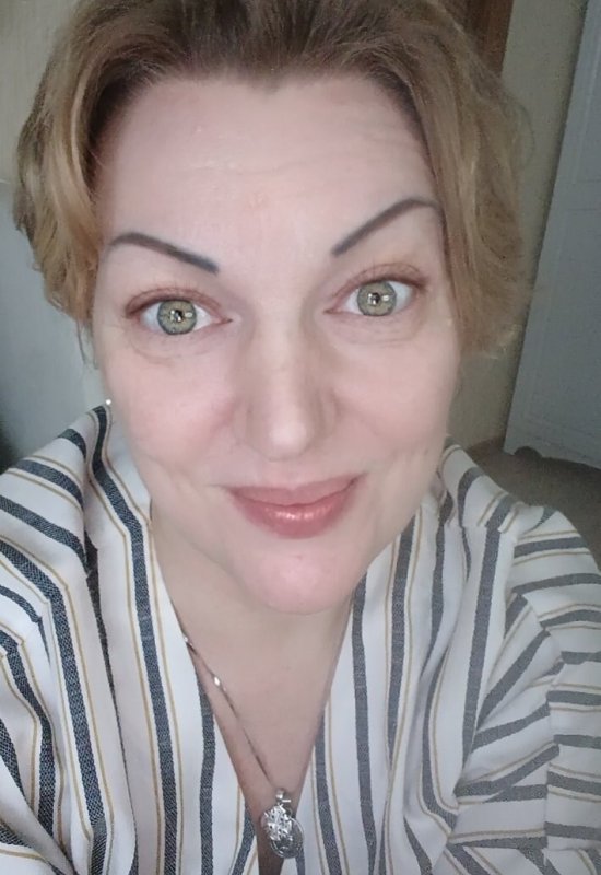 Anna • 50 • Russia