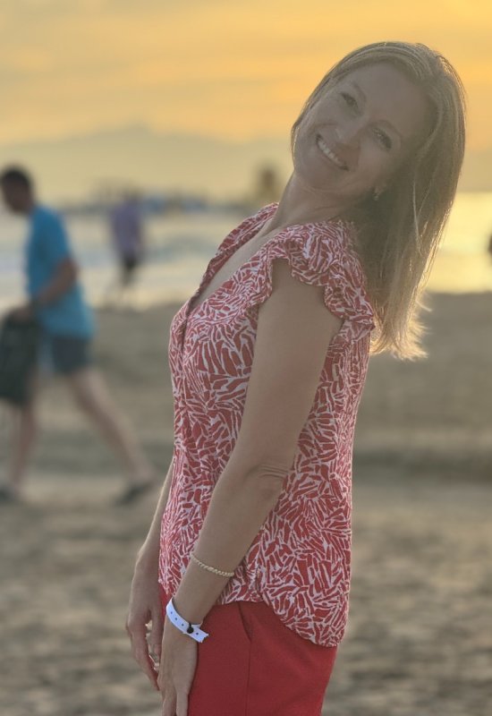 Liliia • 39 • Moldova