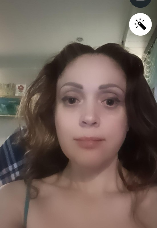 Victoria • 44 • Russia