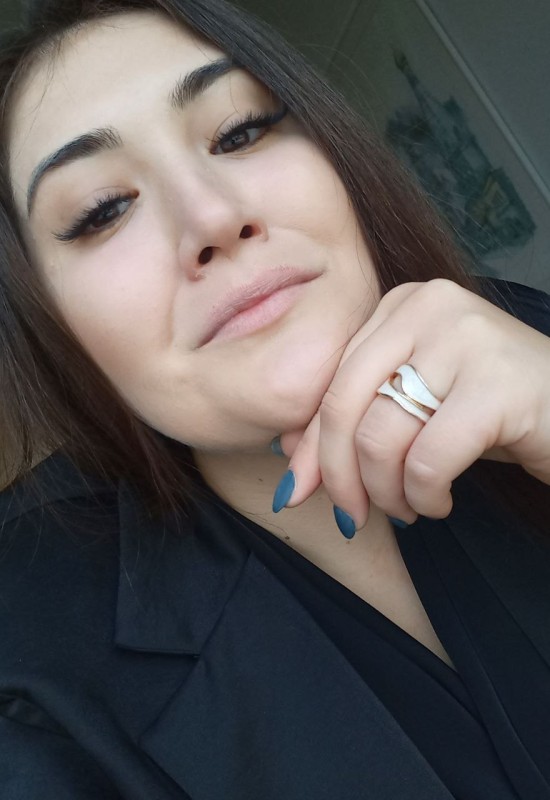 Elia • 30 • Russia