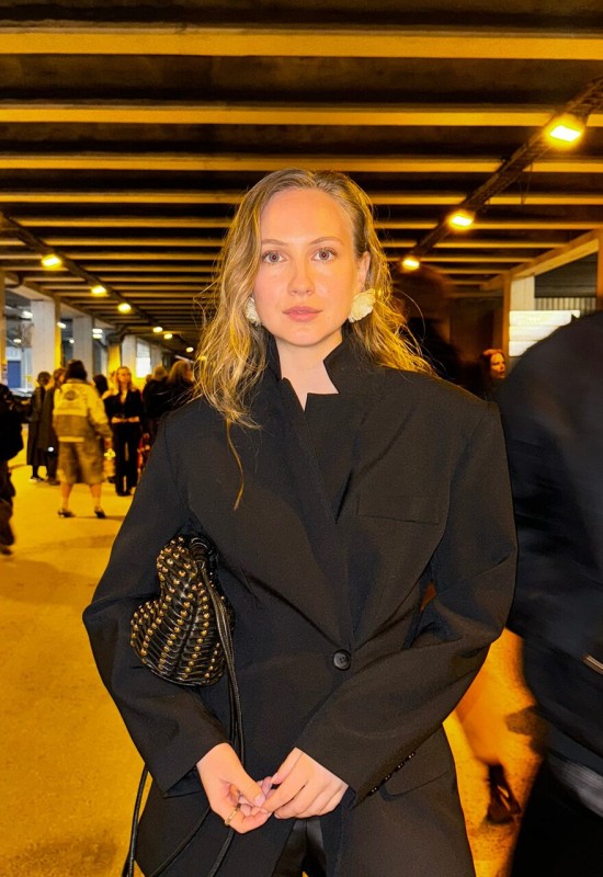 Alina • 29 • Finlande