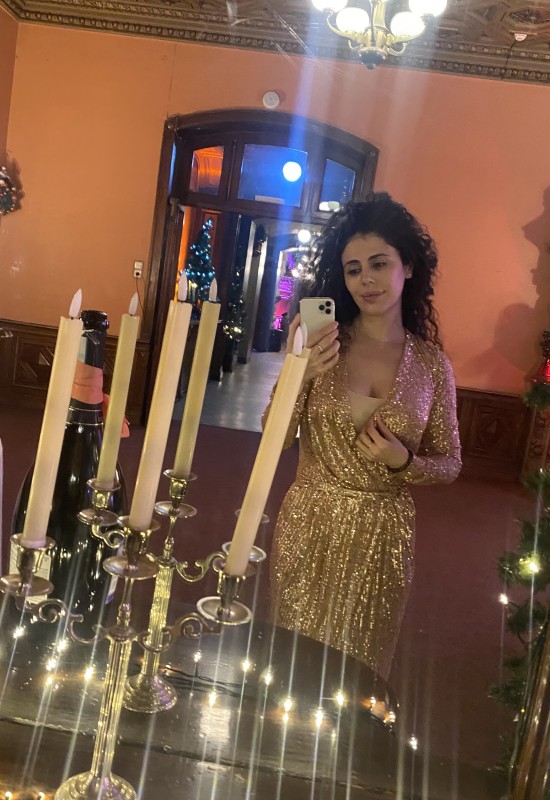 Annie • 25 • Russie