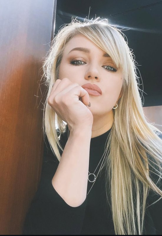 Rita • 49 • Ouzbékistan