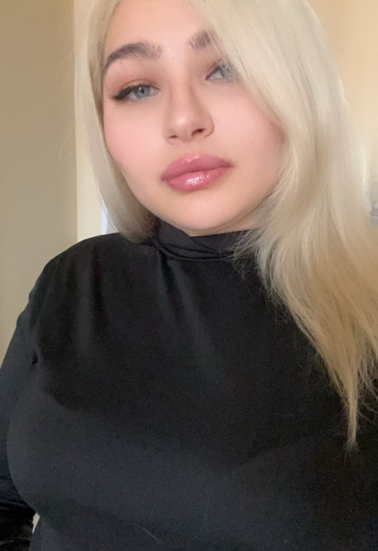 Nastia • 26 • Russia