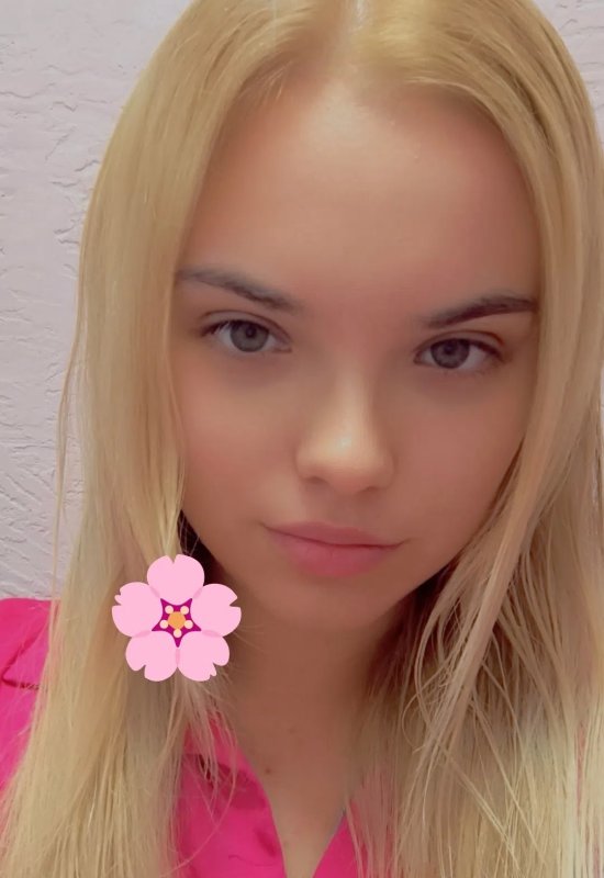 Angelina  • 22 • Russia