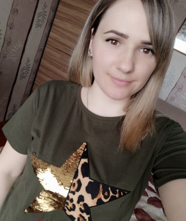 Lena, 40