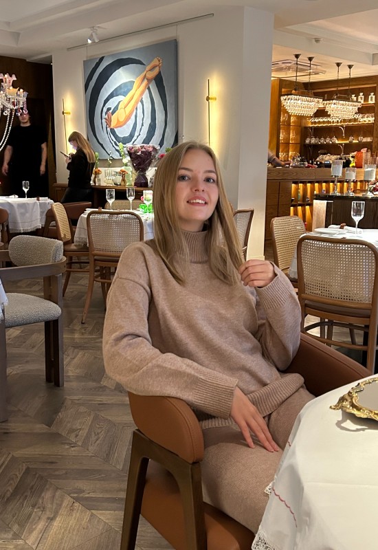 Natalia • 29 • Russie