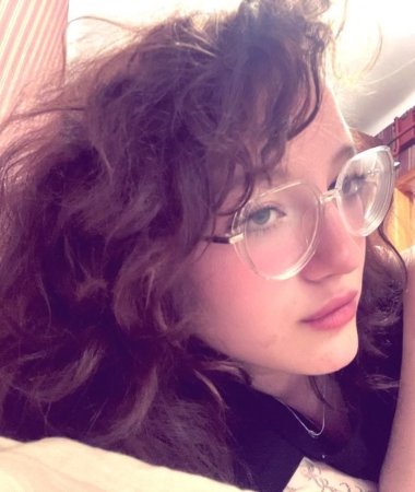 Lilia, 20