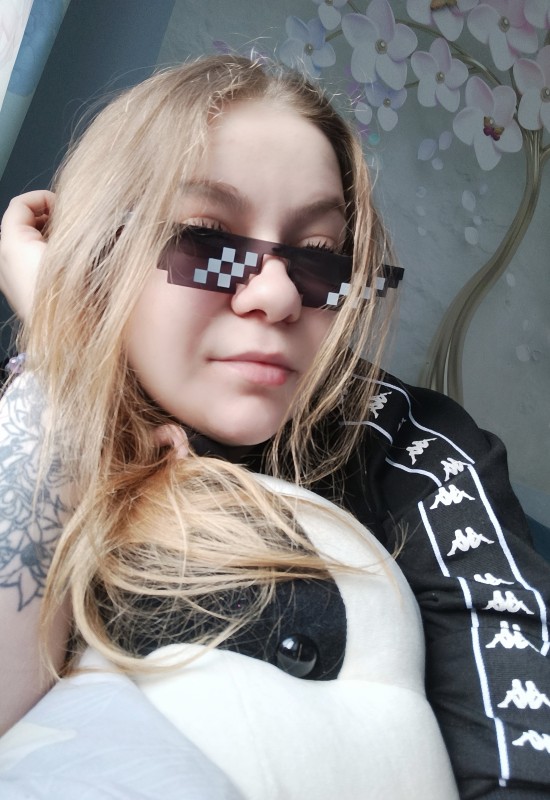 Milana • 29 • Russia