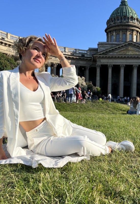 Mariya • 40 • Russia