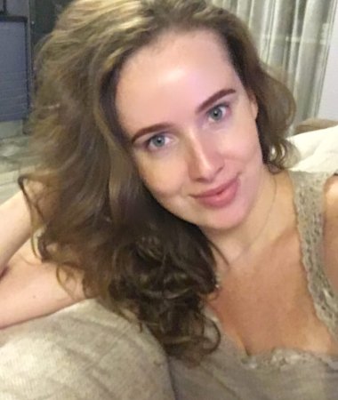 Oksana, 39