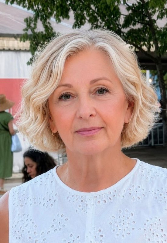 Tatjana • 64 • France