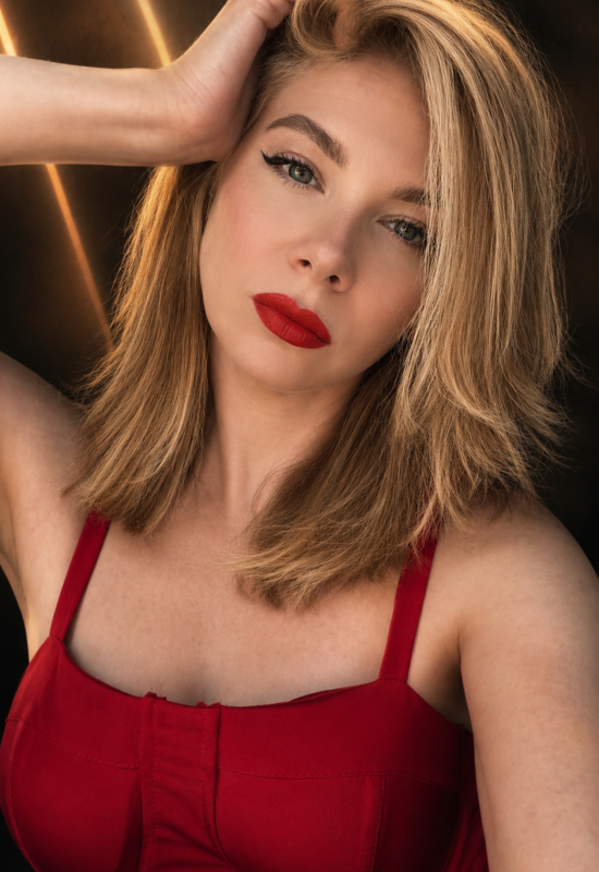 Natalia • 36 • Russie