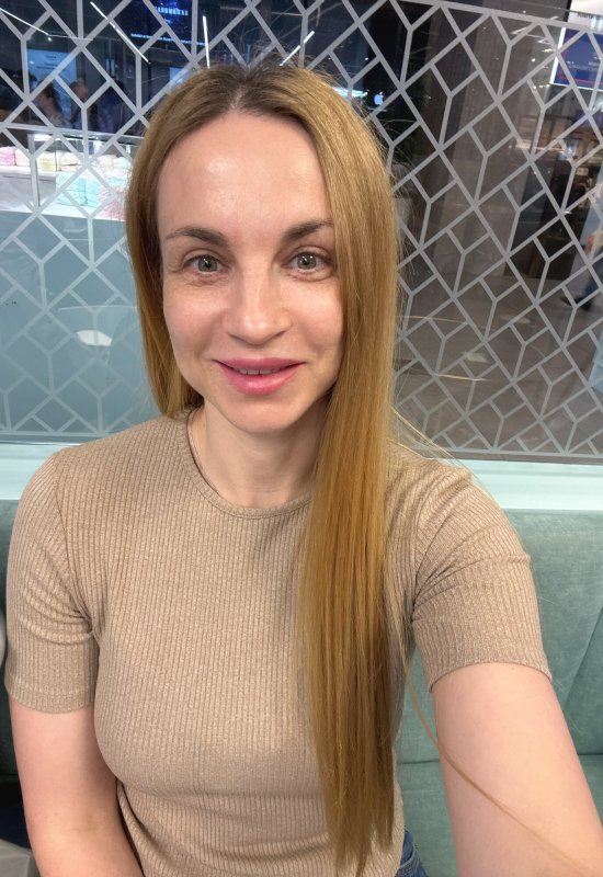 Alena • 42 • Belarus