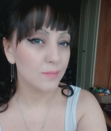 Viktoria, 39