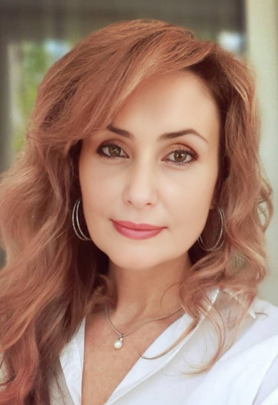 Tanya • 47 • Russie